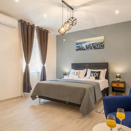 Rooms Sea & Sun With Private Parking Zadar Extérieur photo