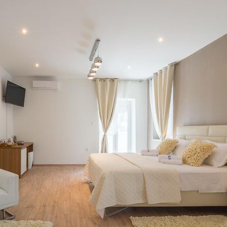 Rooms Sea & Sun With Private Parking Zadar Extérieur photo